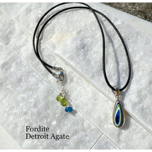 1967 Detroit Agate- Apatite- Peridot- Sterling Silver- Leather Pendant Necklace - Picture 4 of 7